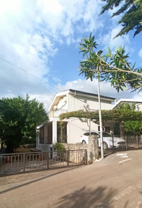 Holiday Home Family - 100m from sea